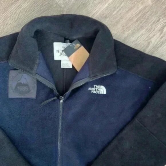 The North Face Unisex Origins Mountain Sweater, Medium - Picture 2 of 8